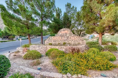 8 Sierra Crest Dr, El Paso, TX 79902