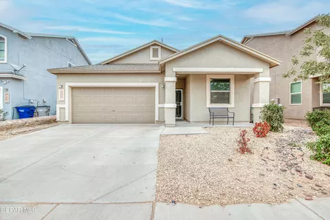 3284 David Palacio Dr, El Paso, TX 79938
