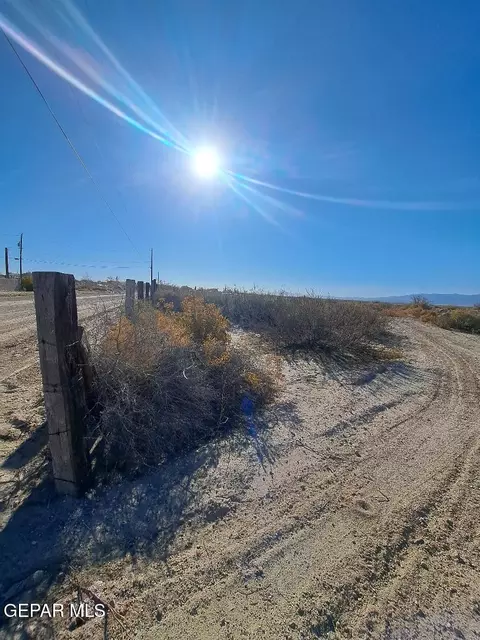 292 5th St, Fort Hancock, TX 79839
