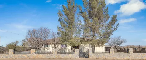 15089 Mccracken Dr, El Paso, TX 79938