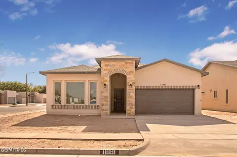 148 Ruth Trl, Santa Teresa, NM 88008