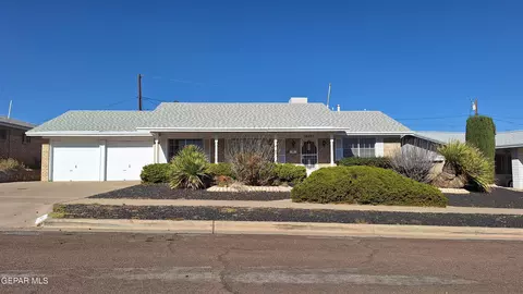 10175 Galahad Way, El Paso, TX 79924