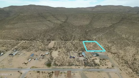 15598 Sunray Dr Ave, El Paso, TX 79938