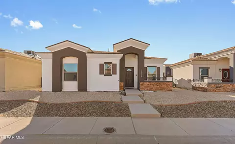 12924 Hueco Cave Dr, El Paso, TX 79938
