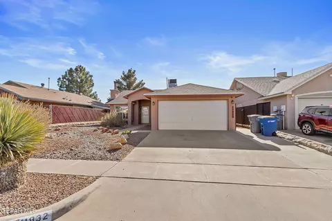 11932 Spire Terrace Dr, El Paso, TX 79936