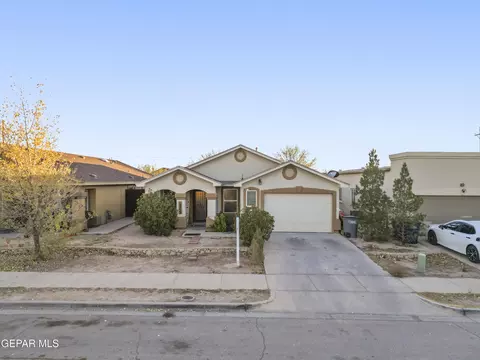 12732 Maria L Fernandez, El Paso, TX 79938