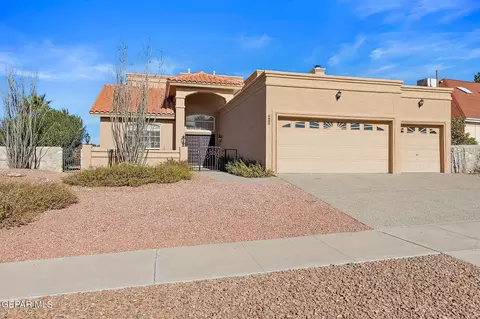 6541 Majestic Ridge Dr, El Paso, TX 79912