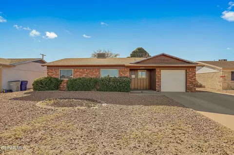 5648 Fairbanks Dr, El Paso, TX 79924