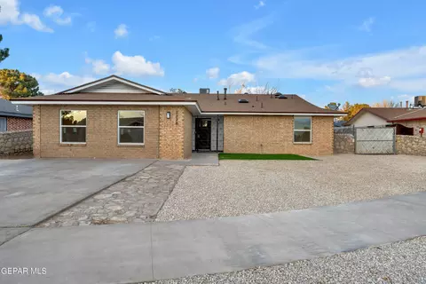2228 Ocean Side Dr, El Paso, TX 79936