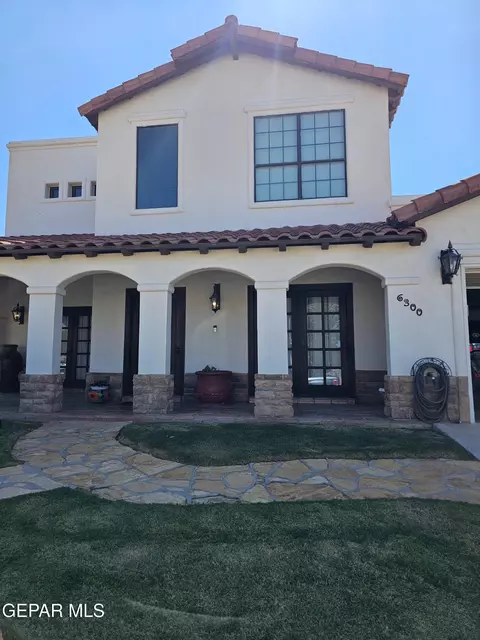 6300 Franklin View Dr, El Paso, TX 79912
