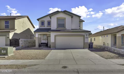 2240 Amber Point Pl, El Paso, TX 79938