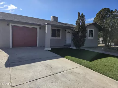 8516 Paddletfoot Ln, El Paso, TX 79907