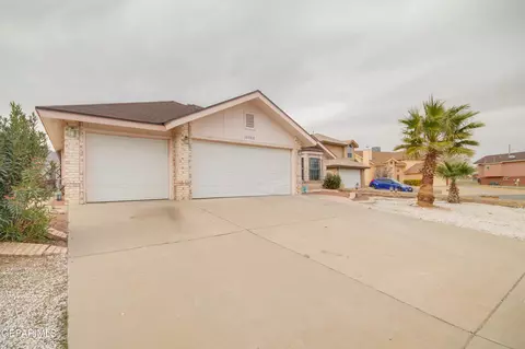 10703 White Sands Dr, El Paso, TX 79924