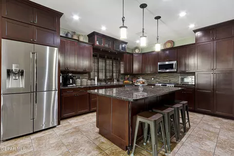 608 Myriam Dr, Anthony, TX 79821 photo 10