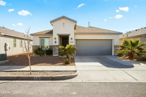 436 Helius Rd, Socorro, TX 79927
