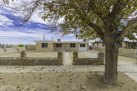 332 Link Dr, El Paso, TX 79907