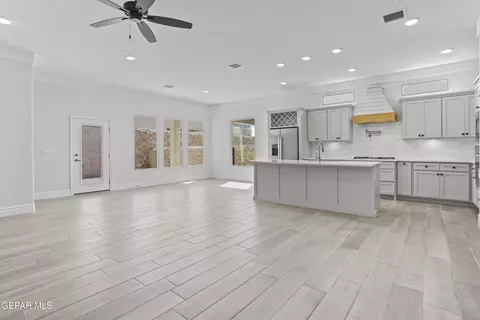 Living - 3637 Pattern Pl, El Paso, TX 79938 photo 1 of 3