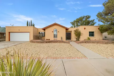 6109 Camino Alegre Dr, El Paso, TX 79912