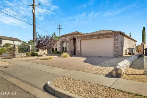 394 Bentridge Dr, El Paso, TX 79932