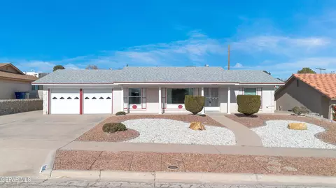 10645 Lakewood Ave, El Paso, TX 79935