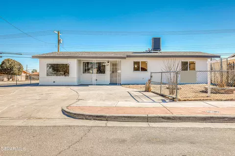 424 Indian Pl, El Paso, TX 79907