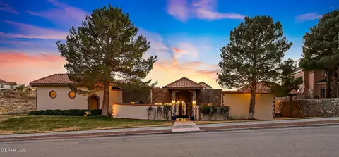 500 Canyon Springs Dr, El Paso, TX 79912