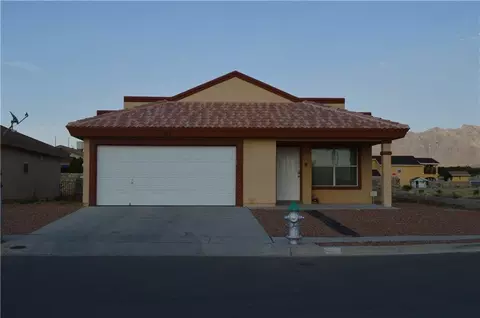 815 Isabel St, Anthony, TX 79821