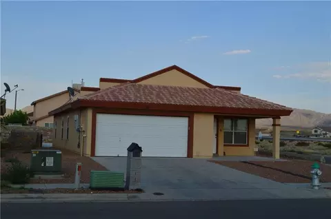 815 Isabel St, Anthony, TX 79821 photo 2