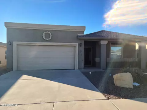 5812 Redstone Rim Dr, El Paso, TX 79934