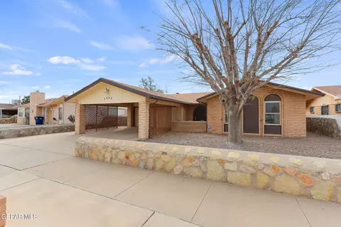 5660 Longview Cir, El Paso, TX 79924