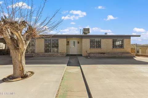 7910 Ranchland Dr, El Paso, TX 79915