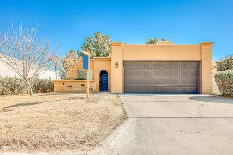 117 Jeweled Mesa Dr, Santa Teresa, NM 88008