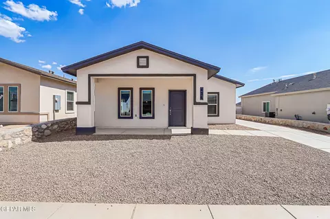 436 Santiago Munos St, Vinton, TX 79821