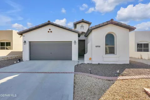 13732 Winford Ave, Horizon City, TX 79928