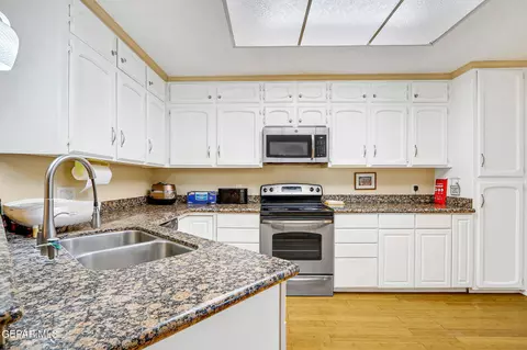 Kitchen - 6333 El Risco St, El Paso, TX 79912 photo 1 of 5