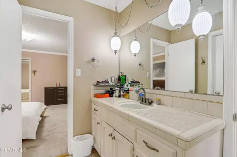 Bath - 6333 El Risco St, El Paso, TX 79912 photo 1 of 7