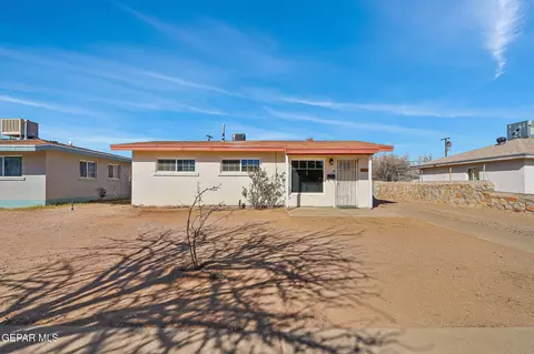 4911 Tetons Dr, El Paso, TX 79904