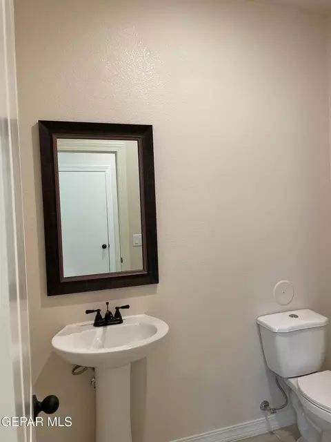 1817 Ritzy Lou Pl, El Paso, TX 79928 photo 9
