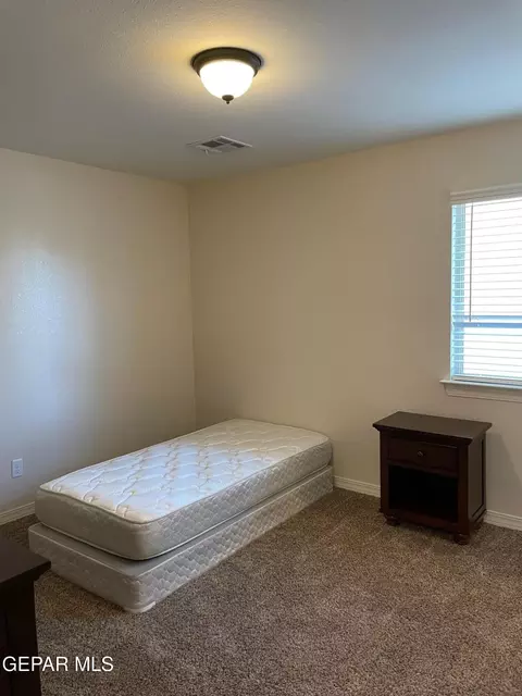 1817 Ritzy Lou Pl, El Paso, TX 79928 photo 15