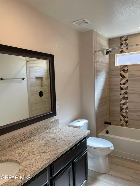 1817 Ritzy Lou Pl, El Paso, TX 79928 photo 13