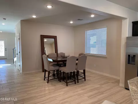 1817 Ritzy Lou Pl, El Paso, TX 79928 photo 5