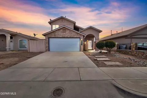 11892 Jim Webb Dr, El Paso, TX 79934