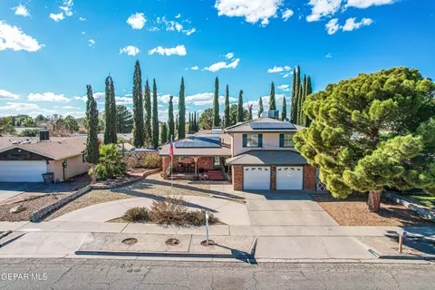 1745 Dale Douglas Dr, El Paso, TX 79936