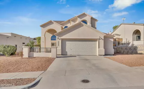 6705 Crucero Del Sol Dr, El Paso, TX 79911