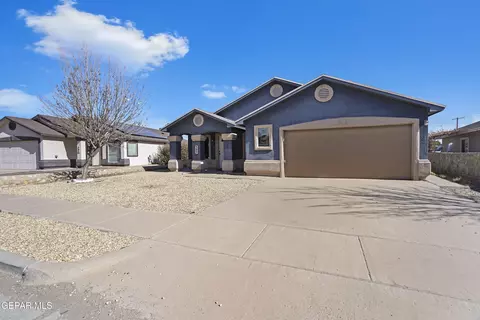 502 Villas Del Valle Dr, Socorro, TX 79927