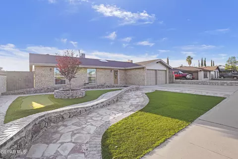 1627 Dale Douglas Dr, El Paso, TX 79936