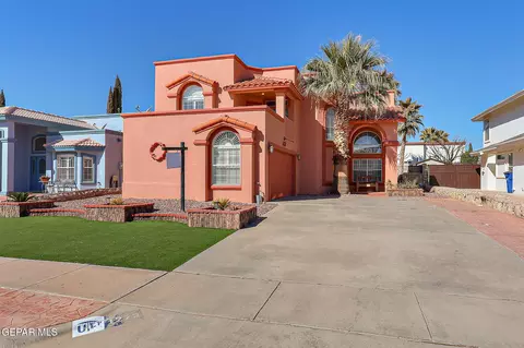 1273 Olga Mapula Dr, El Paso, TX 79936