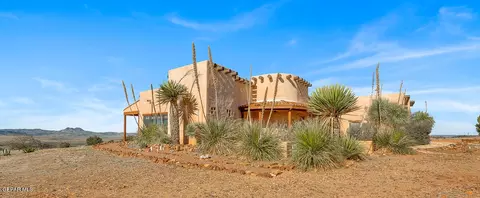 128 High Lonesome Dr, Alpine, TX 79830