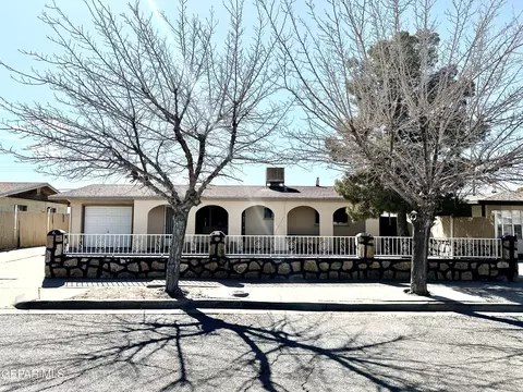 7408 Wilcox Dr, El Paso, TX 79915