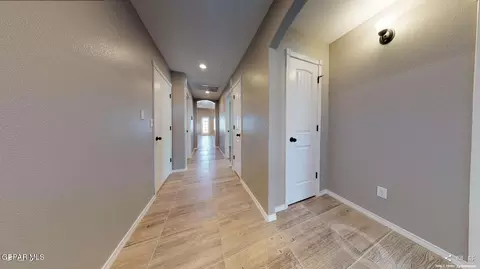 13729 Lorenz Ave, El Paso, TX 79928 photo 2